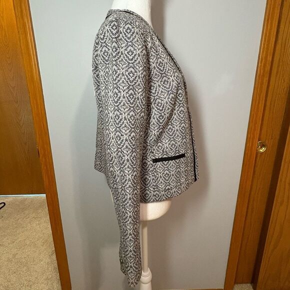Banana Republic Factory textured boucle jacket blazer black white size 8‎ NEW - Picture 3 of 11